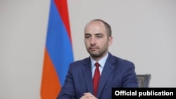 ՀՀ ԱԳՆ խոսնակ Վահան Հունանյան, արխիվ