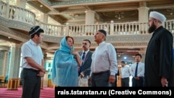 Рөстәм Миңнеханов Өремче мәчетендә