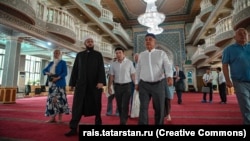 Рөстәм Миңнеханов Өремче мәчетендә