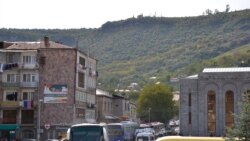 Ինչո՞ւ է Ֆրանսիան գլխավոր հյուպատոսության փոխարեն Սյունիքում պատվո հյուպատոսի գրասենյակ բացում
