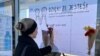 У центрі Варшави українки дякували польським жінкам за солідарність і підтримку