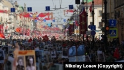 9 мая 2019 года. Санкт-Петербург,. Шествие участников "Бессмертного полка".
