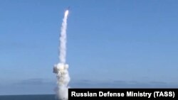 Перед цим оперативне командування «Південь» повідомило, що на бойовому чергуванні в Чорному морі залишається один надводний ракетоносій, споряджений вісьмома «Калібрами»