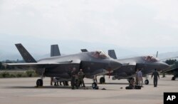 Američki borbeni avioni F-35 u vojnoj bazi u Skoplju, Severna Makedonija, u junu 2022.