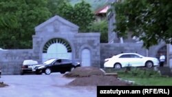 Дом экс-губернатора Сюника Сурика Хачатряна в Горисе