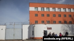 Цэнтар ізаляцыі правапарушальнікаў на завулку Акрэсьціна