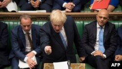У парламенті намагаються не дозволити Джонсону здійснити Brexit без угоди з ЄС