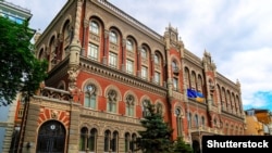 НБУ: 10 березня попит на валютному ринку суттєво перевищив пропозицію