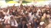 کوټه کې سرکاري ملازمين پر احتجاج دي