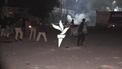 کراچۍ کې د پاړه چينار لپاره د احتجاج کوونکو او پولیسو ترمينځ اخ و ډب شوی 
