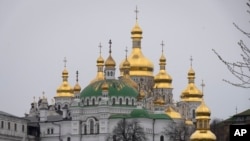 На фото Києво-Печерська лавра. УПЦ матиме 9 місяців щоб повністю розірвати зв’язки з Москвою