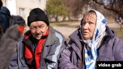 Evakuisani mještani iz sela u ukrajinskoj Sumoj oblasti u razgovoru za Radio Slobodna Evropa, Ukrajina, 21. marta 2025.