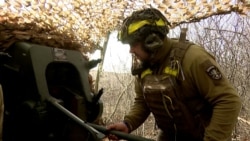 'Give Us More Weapons': Ukrainian Frontline Soldiers Hope US Weapon Supplies Will Resume Soon
