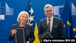 Predsjedavajuća Vijeća ministara BiH Borjana Krišto i komesar za unutrašnje poslove i migracijska pitanja Magnus Brunner, 11. juna 2025.