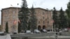 Քրեական գործ՝ Լոռու նախկին մարզպետի օգնականին Վանաձորում 32.500 դրամով բնակարան վաճառելու համար 