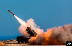 Для ЗРК Patriot використовуються два типи ракет, каже Олег Катков. На його думку, зважаючи на все, пріоритетніших MSE Україні бракує. На фото: робота Patriot у Греції, 8 листопада 2017 року