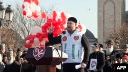 Люди приехали на митинг не из почтения к Рамзану и не из страха перед ним. Идея противостояния богохульникам объединяет – как любая идея противостояния