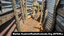 Українські військові відкривали вогонь у відповідь, внаслідок обстрілів ніхто з них не постраждав