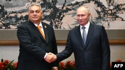 Віктор Орбан і Володимир Путін у Пекіні, 17 жовтня 2023 року