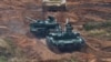 Российская бронетехника во время учений "Запад-2017" на полигоне под Петербургом