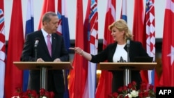 Predsjednica Hrvatske Kolinda Grabar Kitarović i turski predsjednik Redžep Tajip Erdogan u Zagrebu, april 2016.