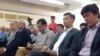 Участники собрания противников референдума. 25 августа 2016 года.