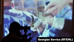 В мероприятии приняли участие представители дипкорпуса, местных и международных НПО, а также сами пострадавшие журналисты