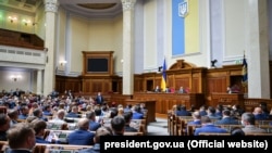 Парламент не підтримав розгляд двох варіантів проєктів законів про медіа за скороченою процедурою