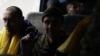 У мережі з’явилося фото українського полоненого з вирізаним на животі написом «Слава Росії». ГУР заявляє, що знімок справжній