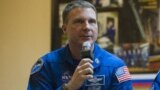 Американский астронавт Терри Вёртс перед полетом в космос в ноябре 2014 года 