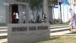 Mladi iz Srbije na mestu zločina u Vukovaru