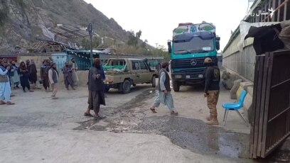 پر تورخم د مال لېږدوونکو ګاډو تګ راتګ بحال شوی