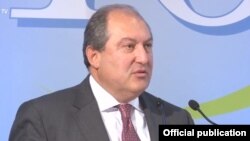 Президент Армении Армен Саркисян (архив)