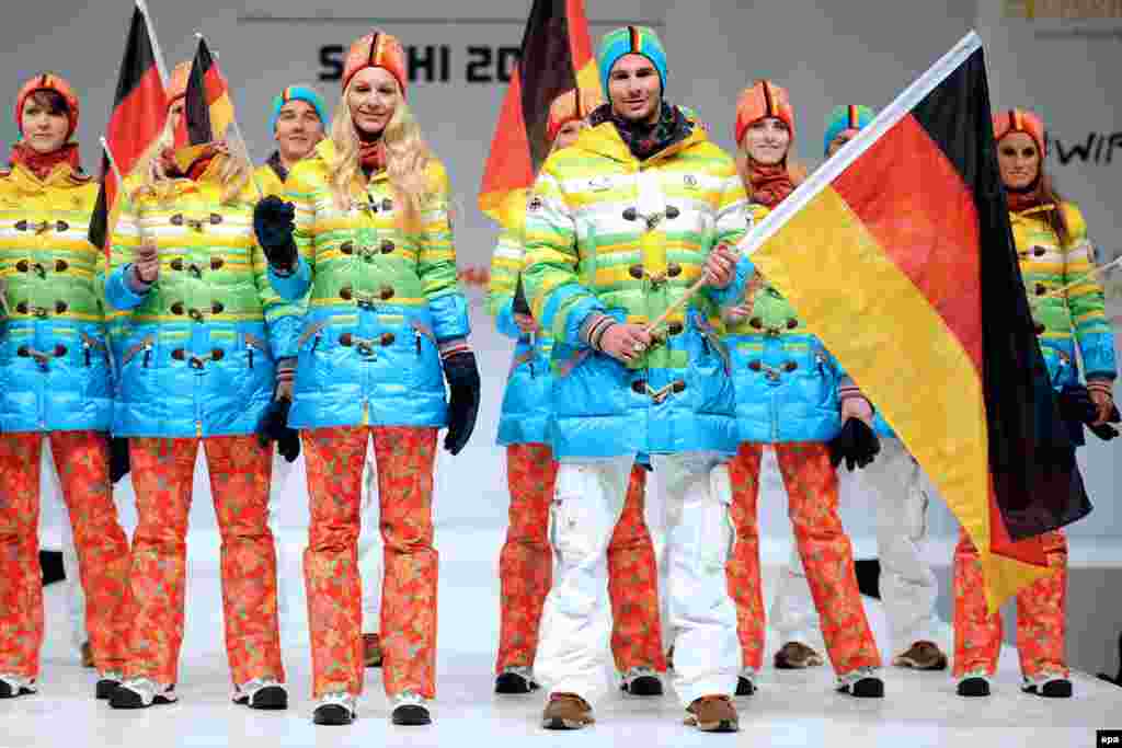 Німецька олімпійська та паралімпійська збірна – у своєму теплому вбранні під час презентації